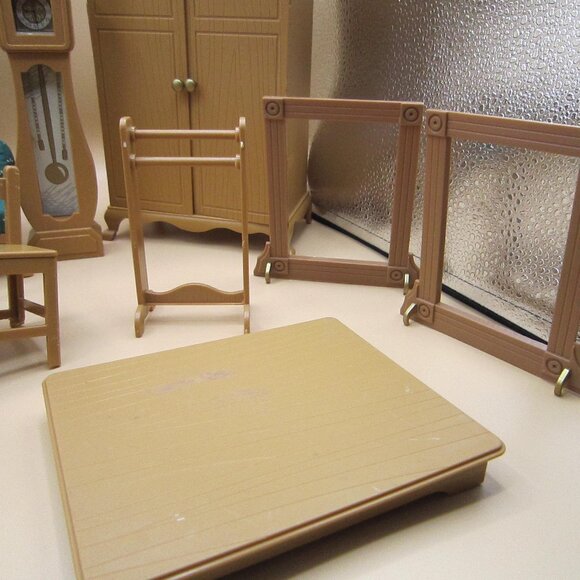 Madeline Old House In Paris Doll Furniture 11pcs. - Picture 4 of 16